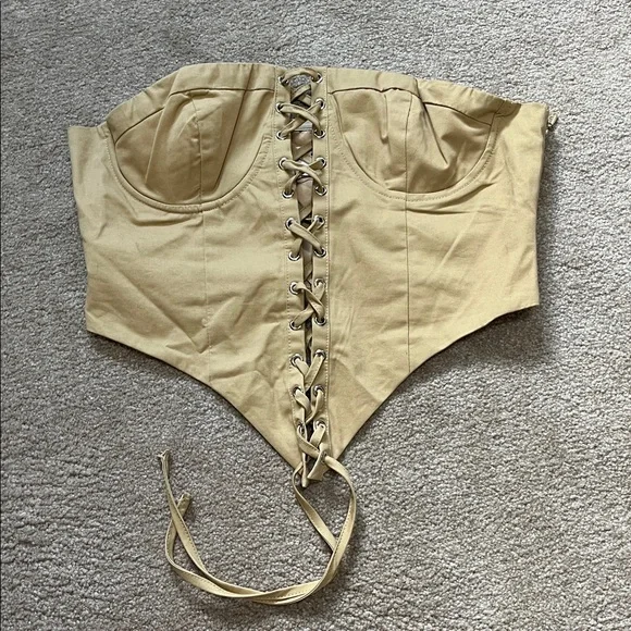 NWT Superdown Ashlyn corset lace up top Size Medium - Picture 4 of 12